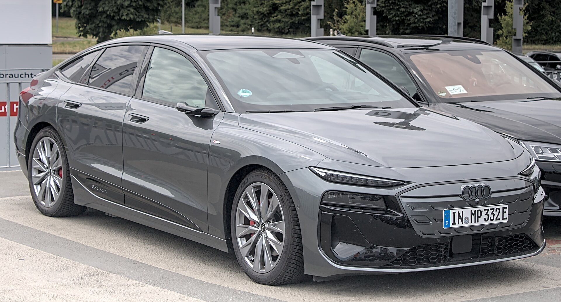 AUDI A6 e-tron