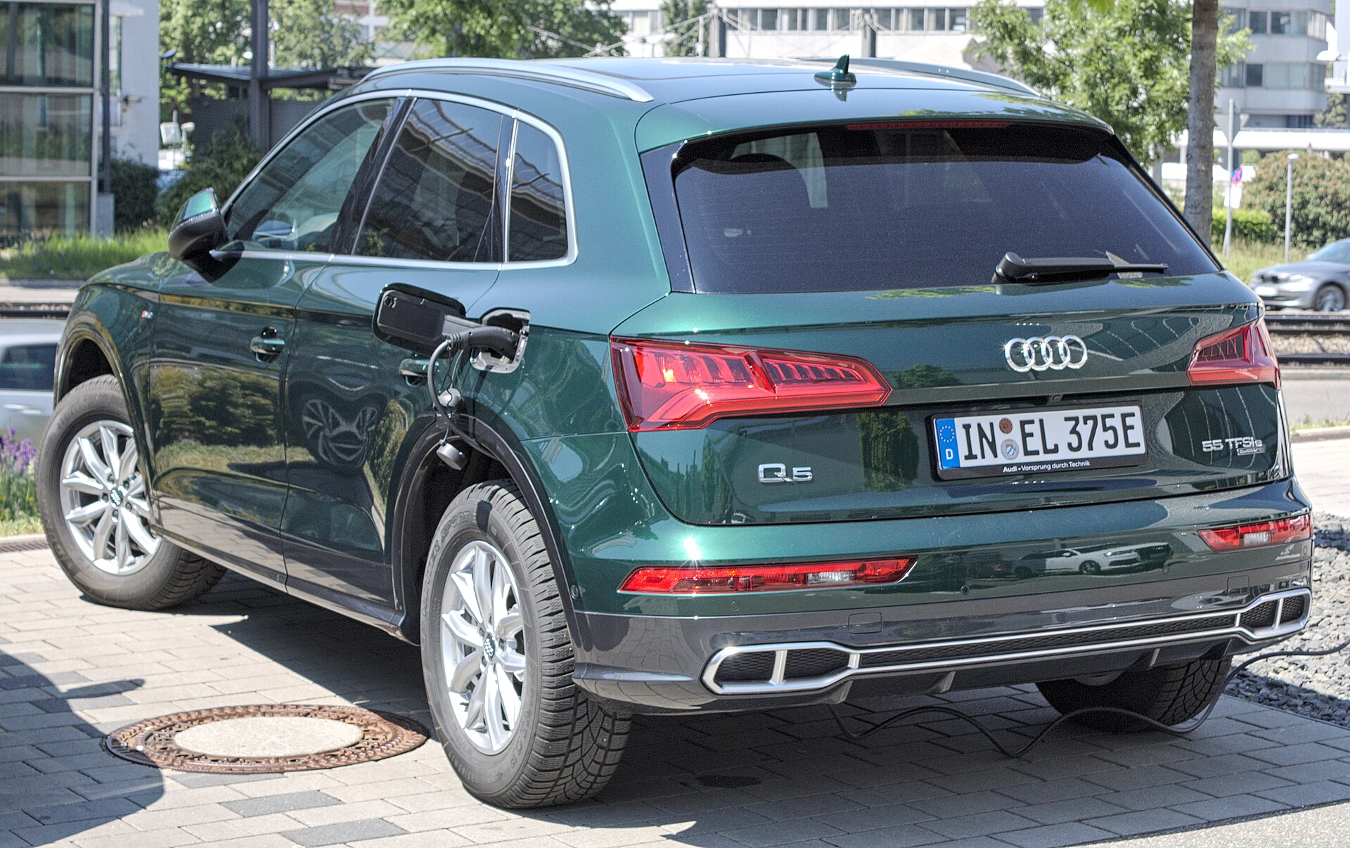 AUDI Q5 TFSI e